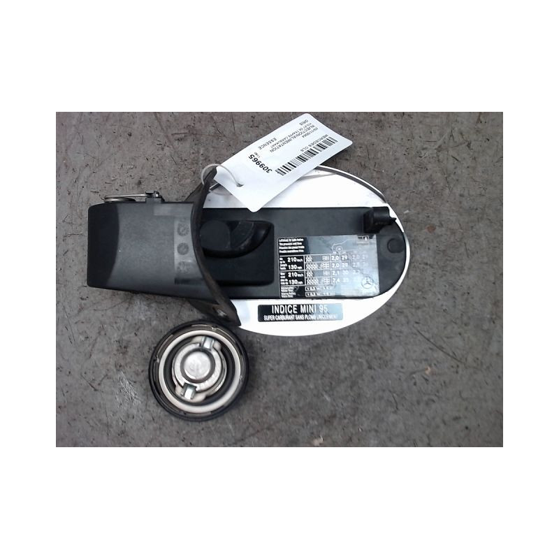 VOLET DE TRAPPE CARBURANT MERCEDES CLS