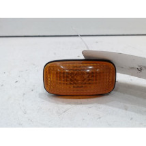 REPETITEUR AILE DROIT NISSAN PRIMERA