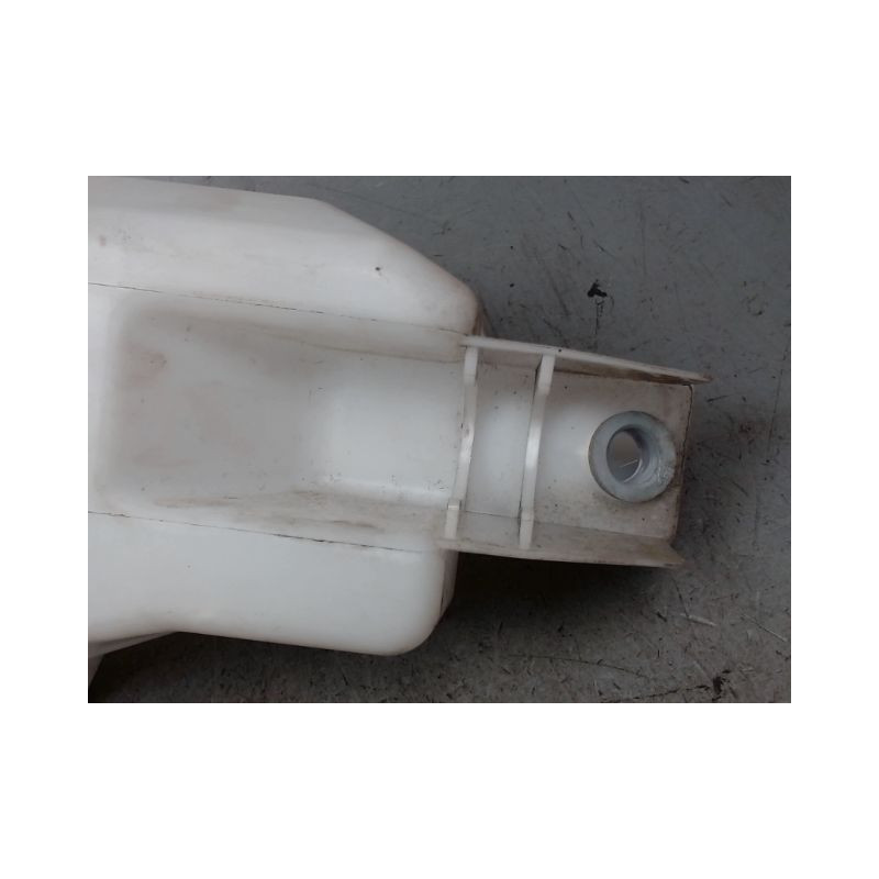 RESERVOIR LAVE-GLACE AVANT NISSAN NOTE