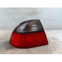 FEU ARRIERE GAUCHE  SAAB 9-5 2001-