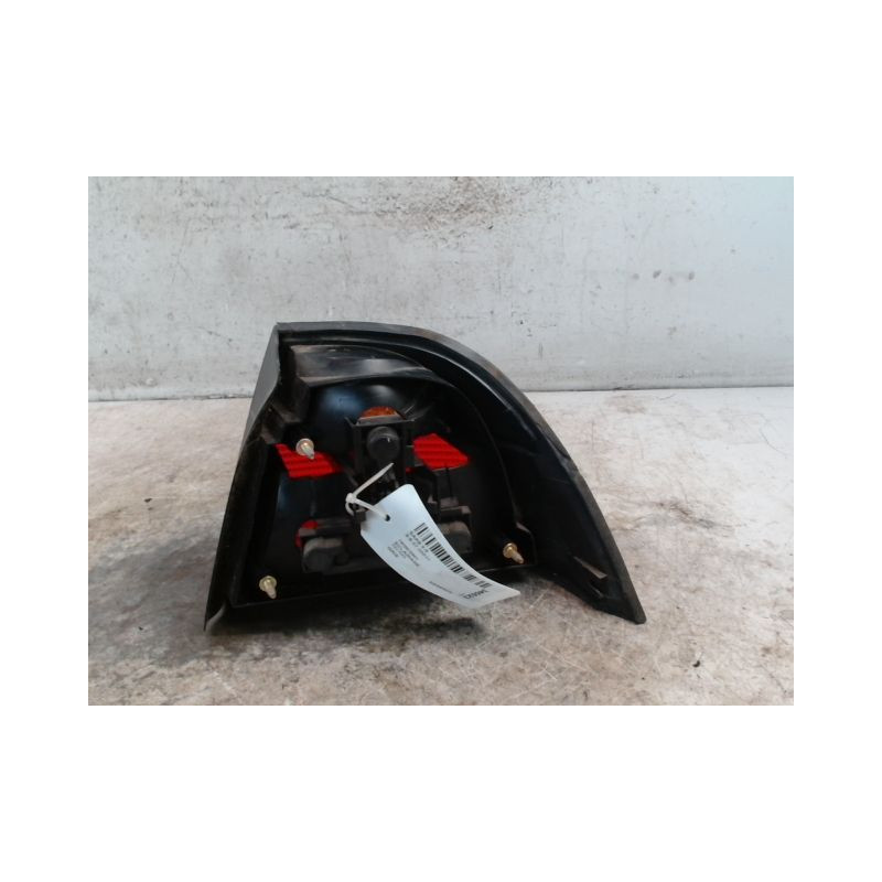 FEU ARRIERE GAUCHE  SAAB 9-5 2001-
