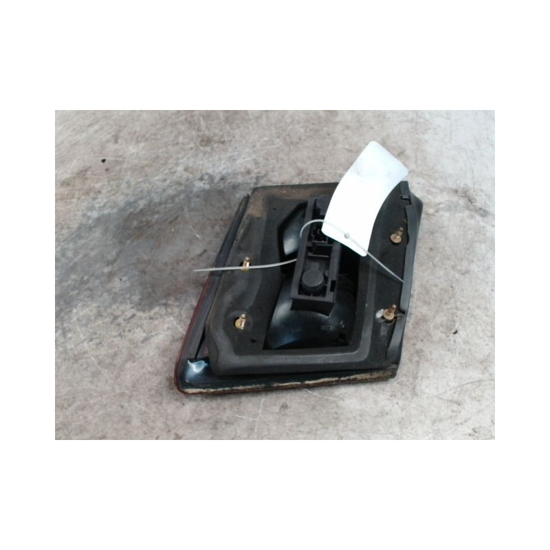 FEU ARRIERE INTERIEUR GAUCHE SAAB 9-5 2001-