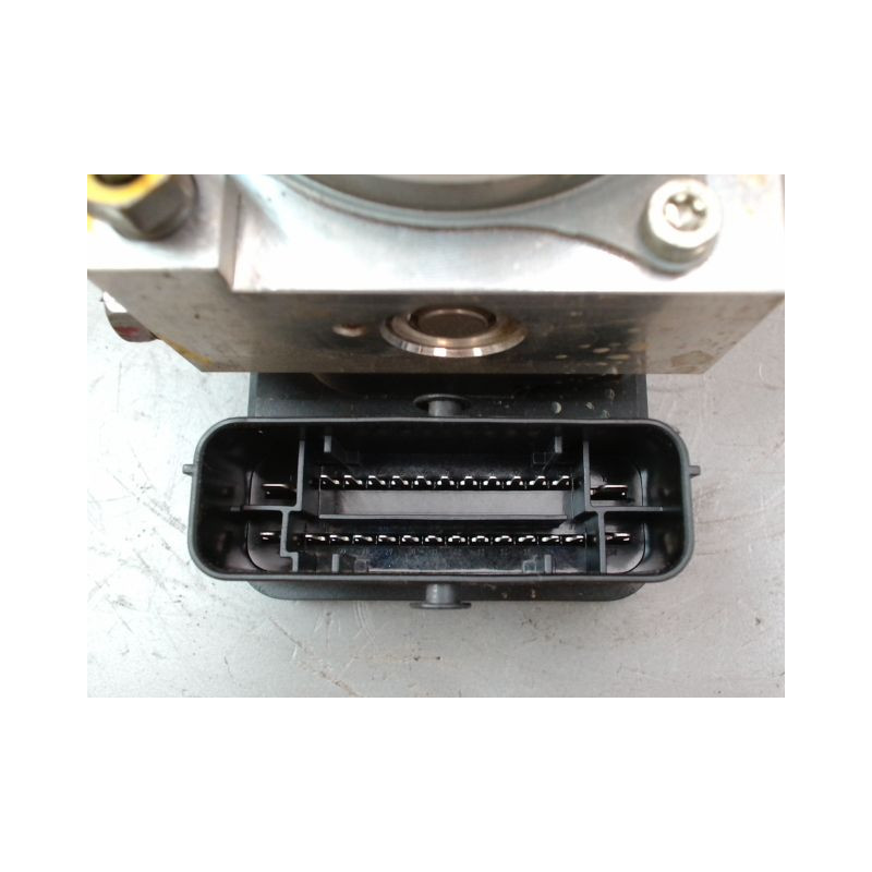 UNITE HYDRAULIQUE ABS DACIA DOKKER BREAK 2012-...