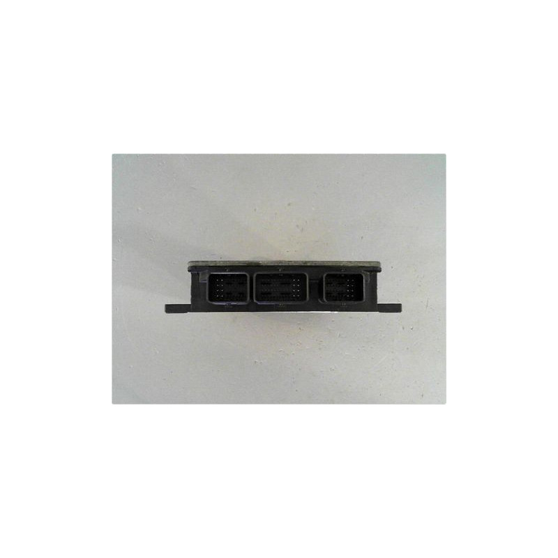 CALCULATEUR MOTEUR RENAULT SCENIC II PH1 02-06