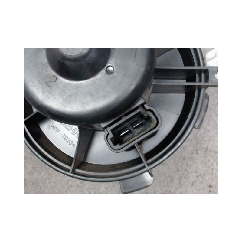 MOTEUR VENTILATEUR CHAUFFAGE PEUGEOT 206 5P