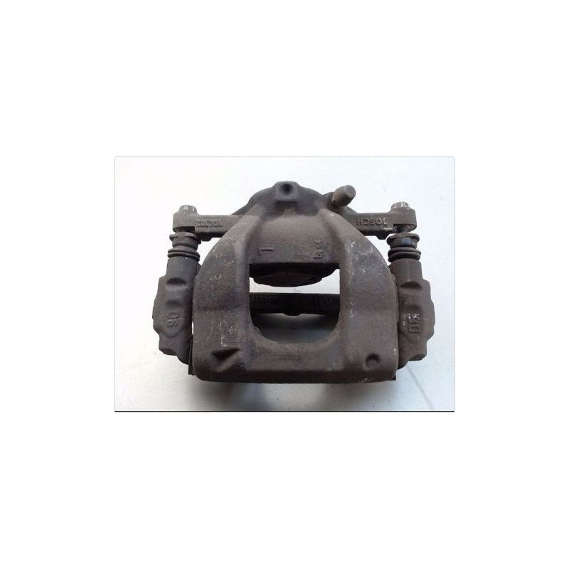 ETRIER DE FREIN AVANT GAUCHE TOYOTA AURIS 2007-2010