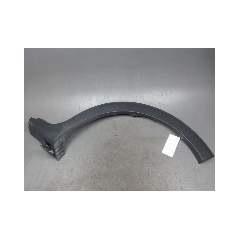ELARGISSEUR AILE ARRIERE GAUCHE DACIA SANDERO 2008-