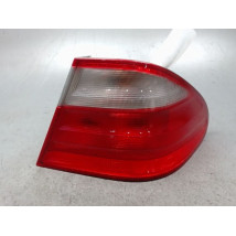 FEU ARRIERE DROIT MERCEDES CLK