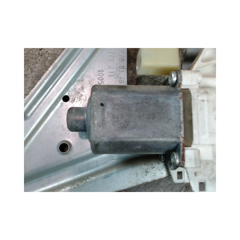 MECANISME+MOTEUR LEVE-GLACE AVANT DROIT VOLKSWAGEN CRAFTER FGN 2006-