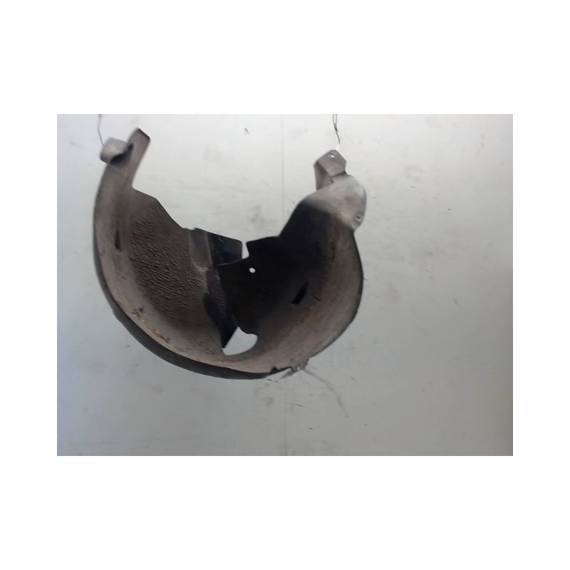 PARE-BOUE ARRIERE DROIT RENAULT CLIO