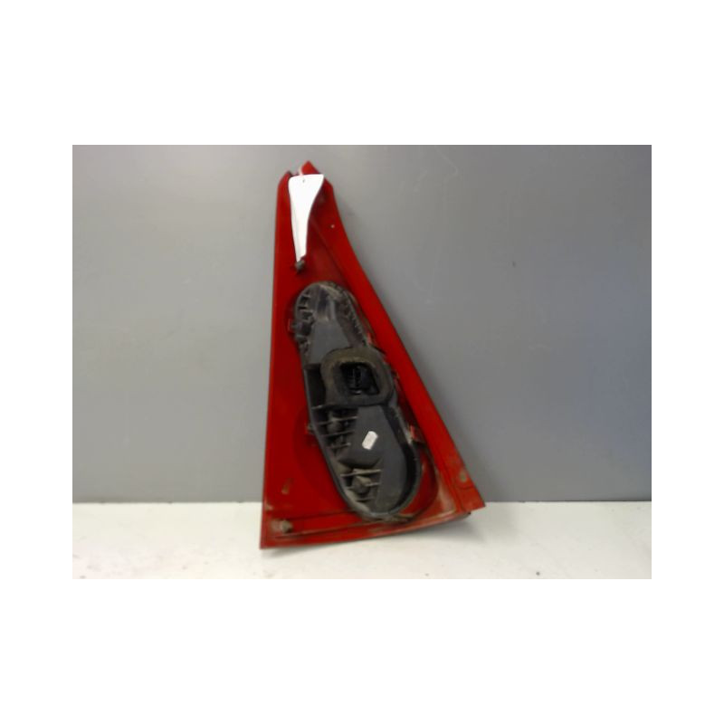 FEU ARRIERE DROIT PEUGEOT 107
