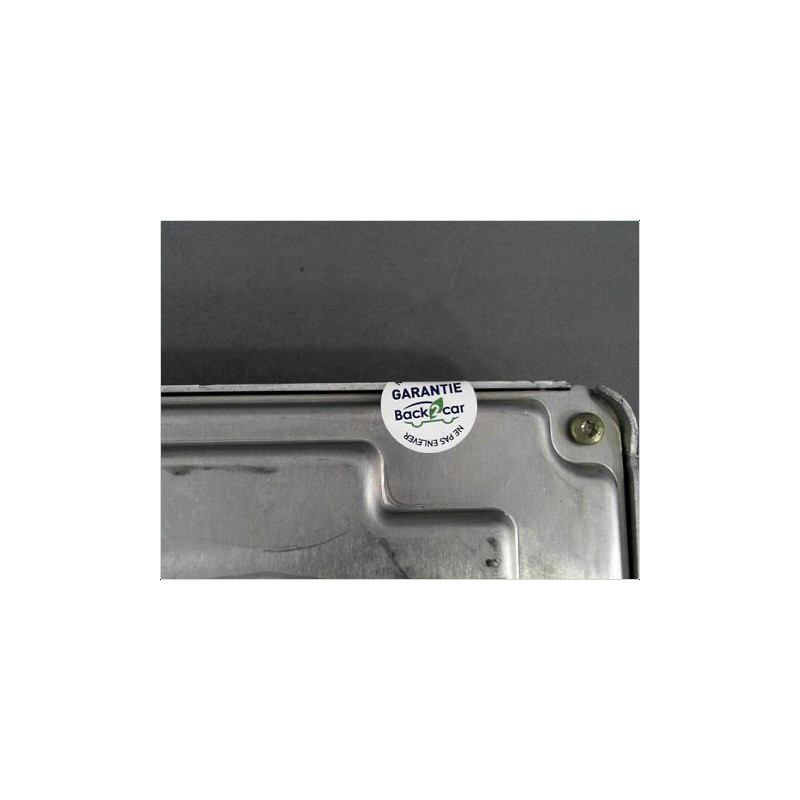 CALCULATEUR MOTEUR AUDI A4 2001-2004