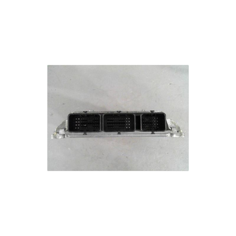 CALCULATEUR MOTEUR FORD FOCUS C-MAX 03-07
