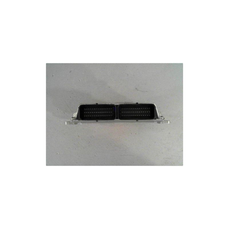 CALCULATEUR MOTEUR DACIA SANDERO 08-12