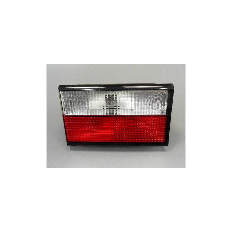 FEU ARRIERE INTERIEUR GAUCHE CITROEN XANTIA 97-2002