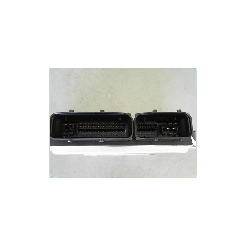 CALCULATEUR MOTEUR AUDI A6 2001-2004