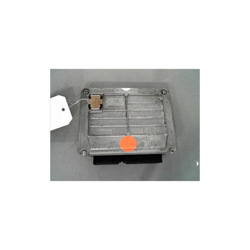 CALCULATEUR MOTEUR SKODA FABIA 2000-2004