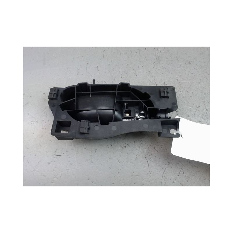 POIGNEE INTERIEURE PORTE AVANT GAUCHE PEUGEOT 407 BERL. Phase 2 2008-2011
