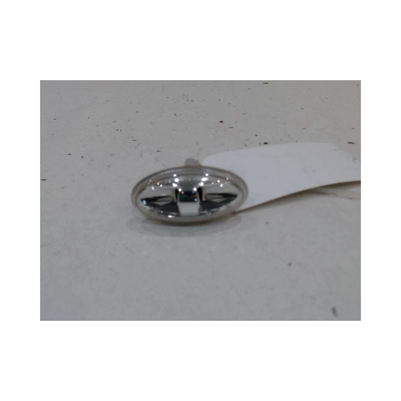 REPETITEUR AILE GAUCHE PEUGEOT 4007