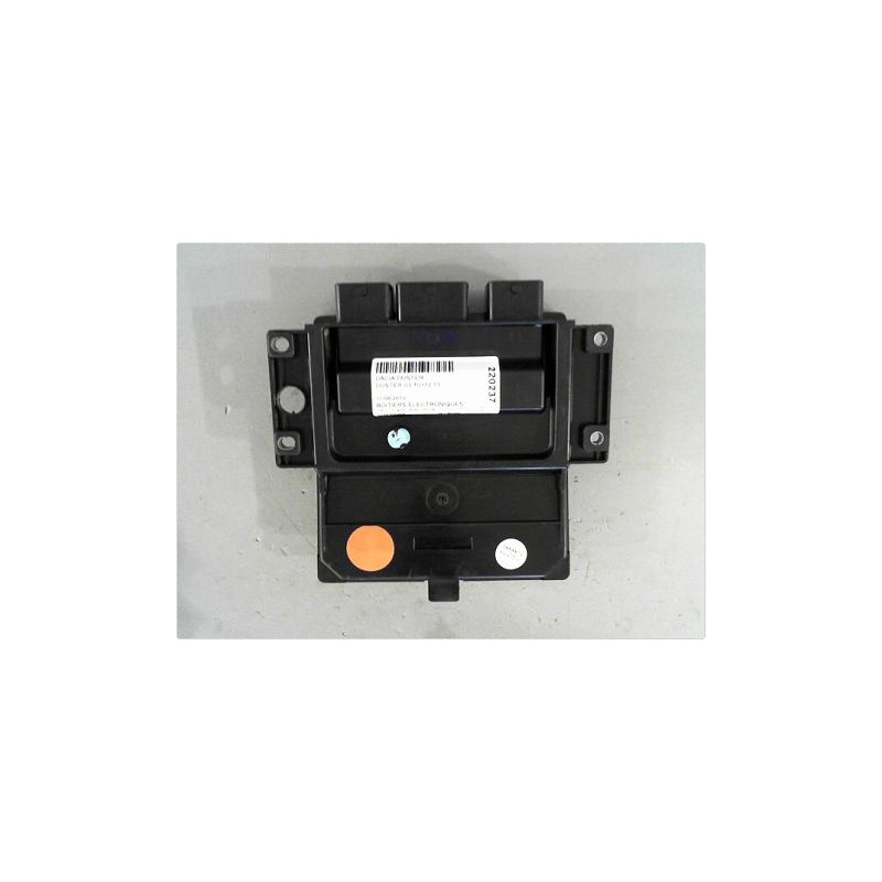 CALCULATEUR MOTEUR DACIA DUSTER 10-13