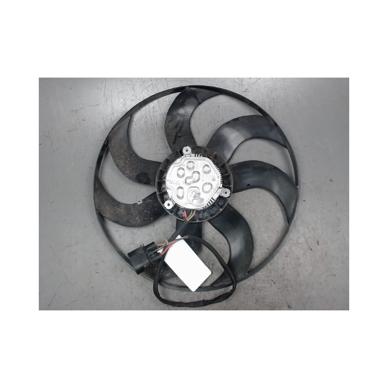 MOTEUR VENTILATEUR RADIATEUR VOLKSWAGEN TIGUAN