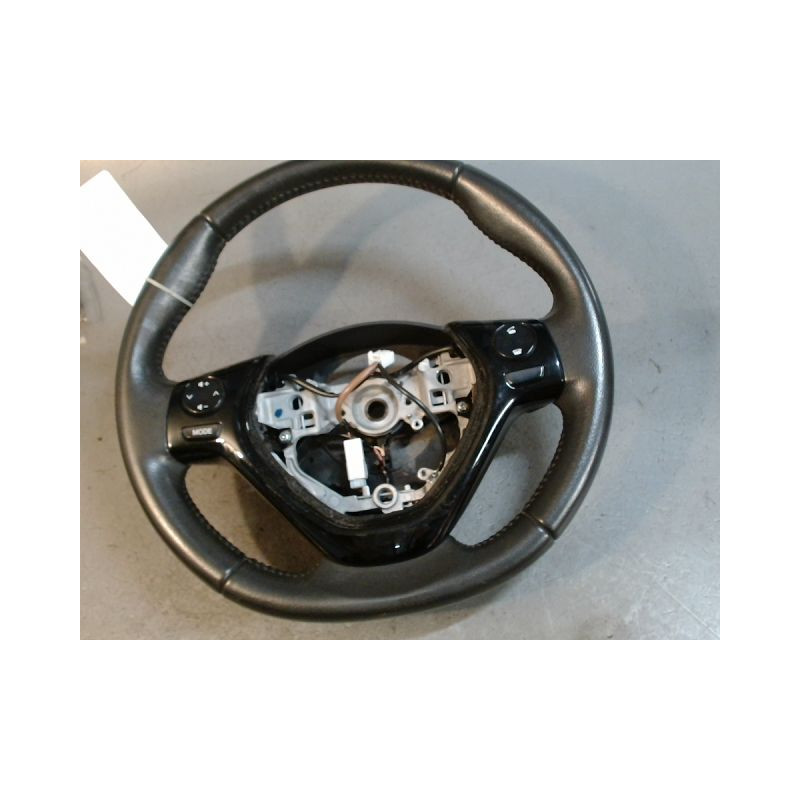 VOLANT DE DIRECTION PEUGEOT 108