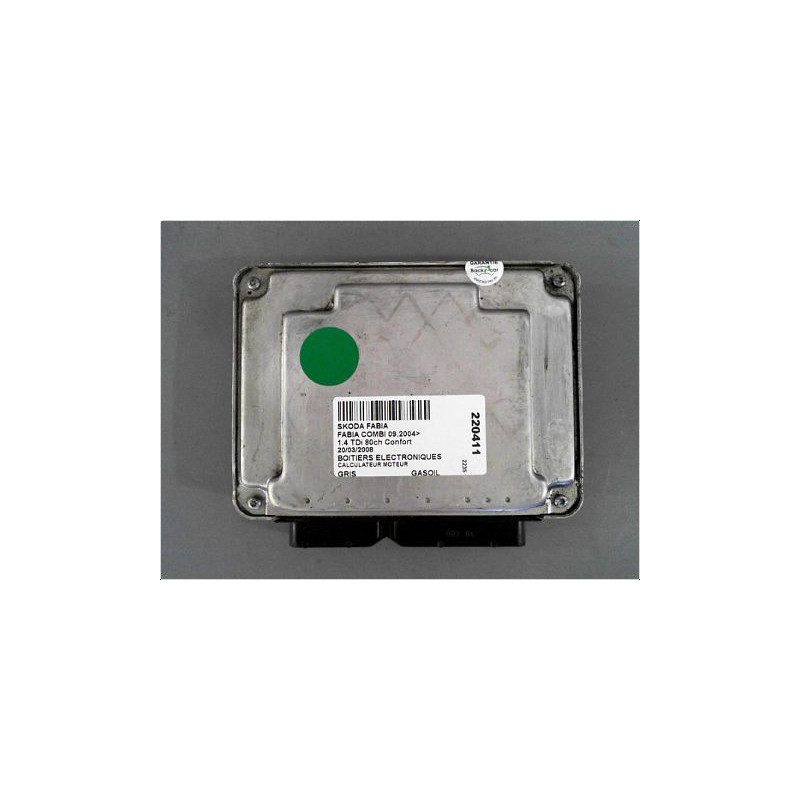 CALCULATEUR MOTEUR SKODA FABIA COMBI 2004-