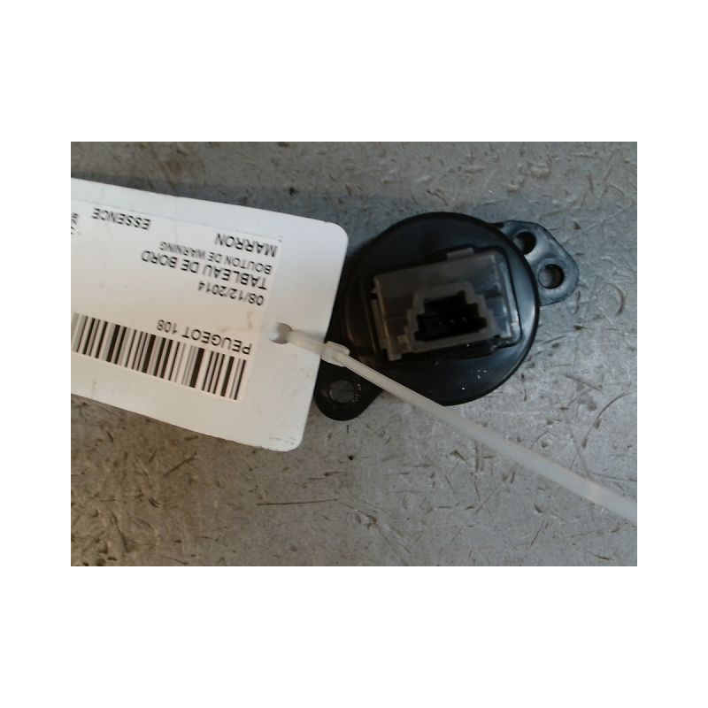 BOUTON DE WARNING PEUGEOT 108