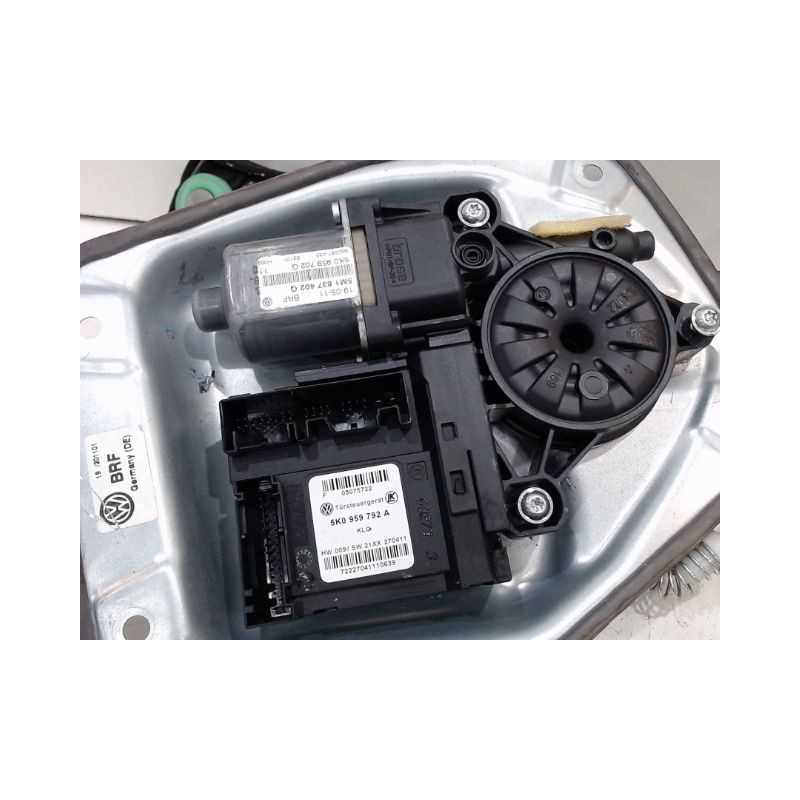 MECANISME+MOTEUR LEVE-GLACE AVANT DROIT VOLKSWAGEN GOLF