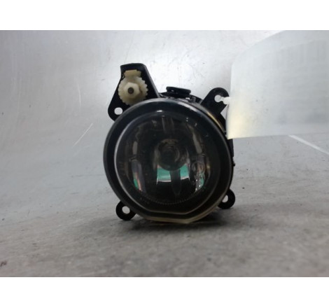 PHARE ANTIBROUILLARD AVD