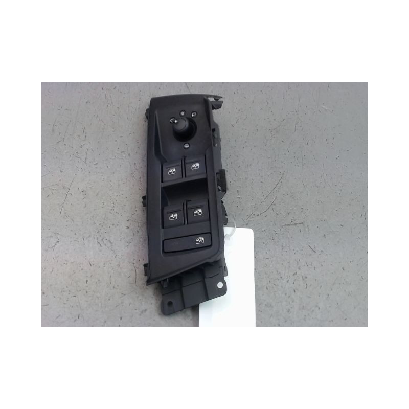 COMMANDE LEVE-GLACE PORTE AVG AUDI Q3