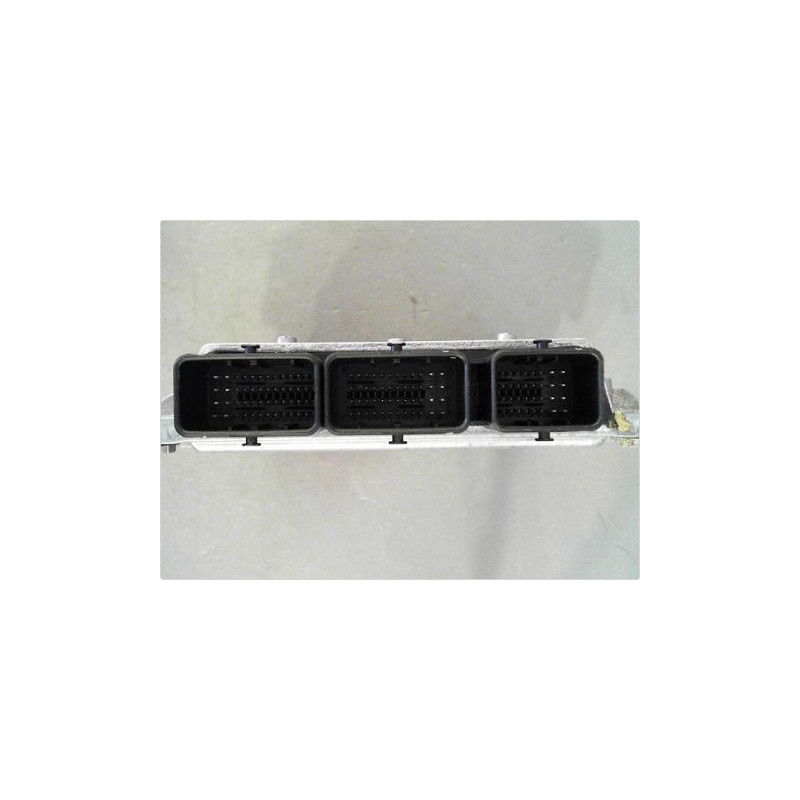 CALCULATEUR MOTEUR FORD FOCUS 04-07