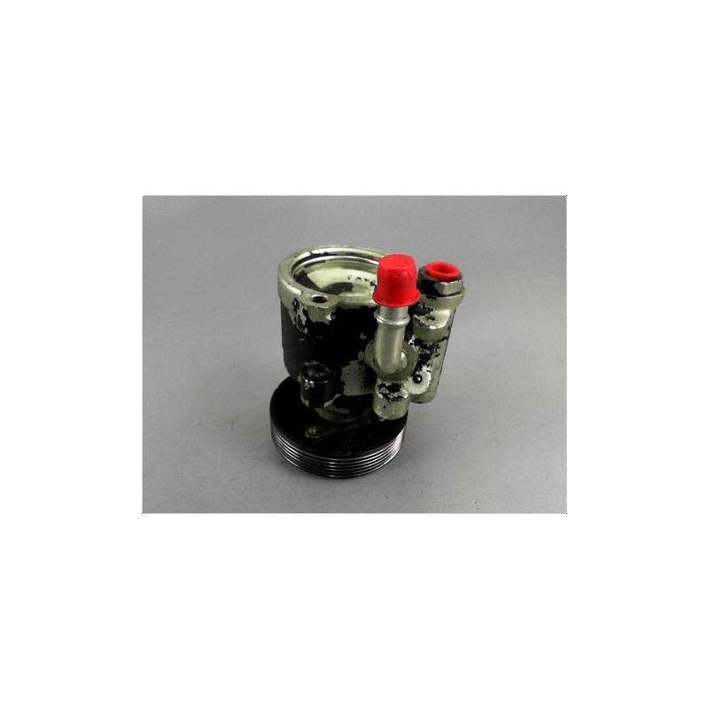 POMPE DIRECTION ASSISTEE RENAULT LAGUNA -98