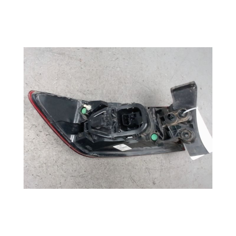 FEU ARRIERE DROIT RENAULT CLIO IV 2012-