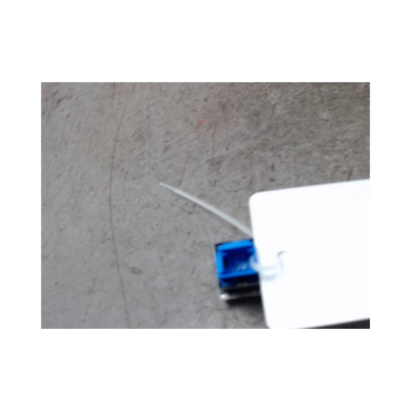 BOUTON DE WARNING PEUGEOT 2008