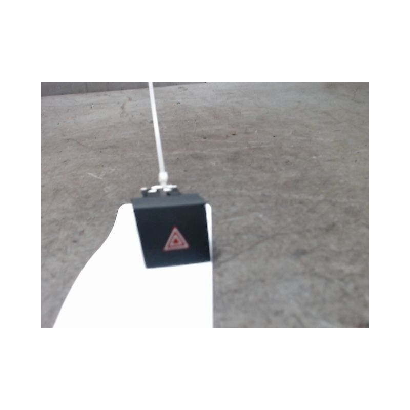 BOUTON DE WARNING PEUGEOT 508