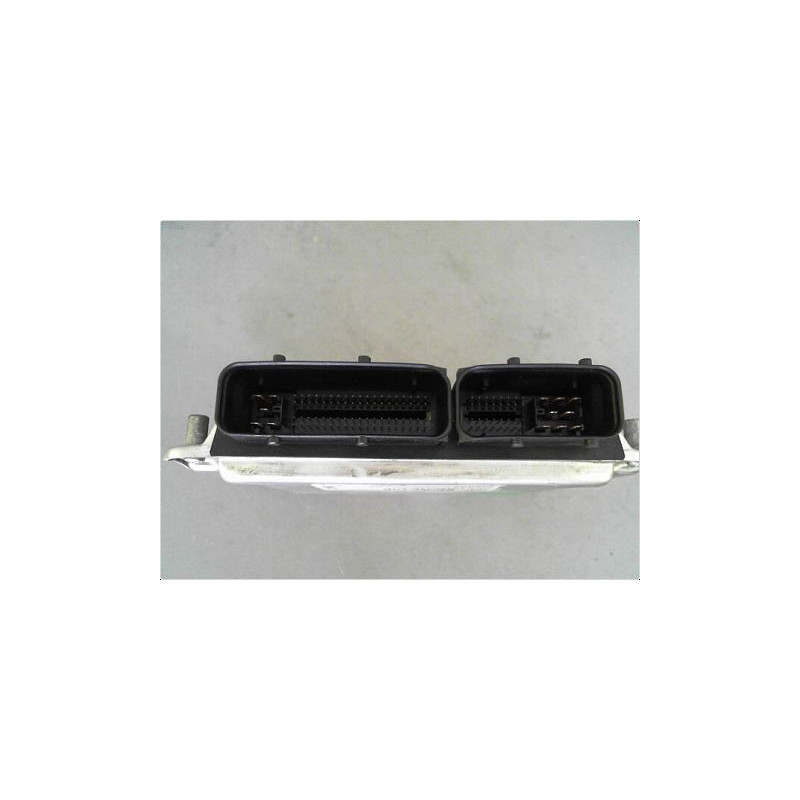 CALCULATEUR MOTEUR VOLKSWAGEN POLO IV 02-05