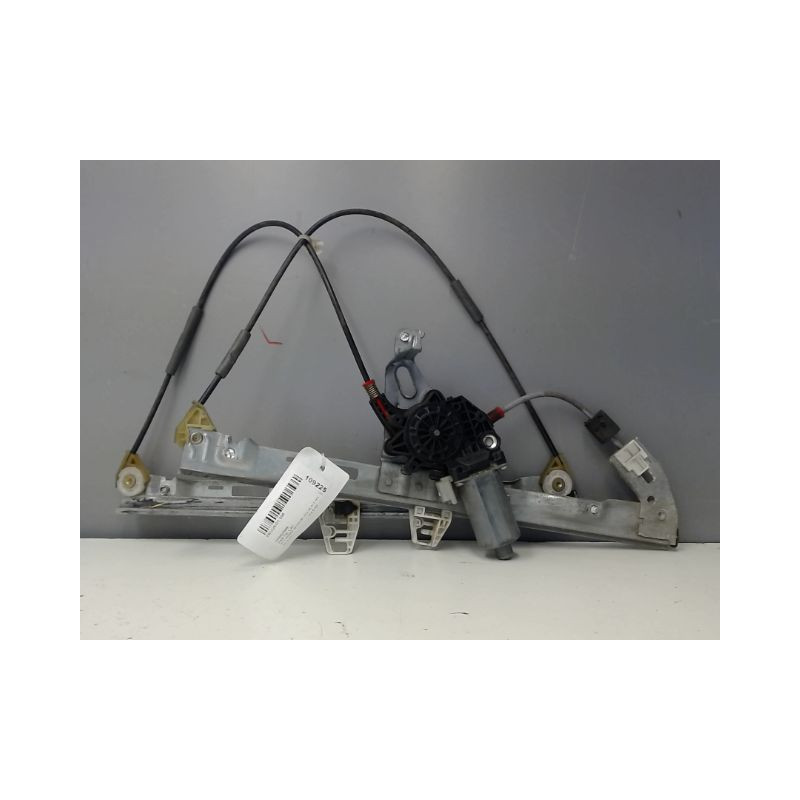 MECANISME+MOTEUR LEVE-GLACE AVANT DROIT PEUGEOT 206
