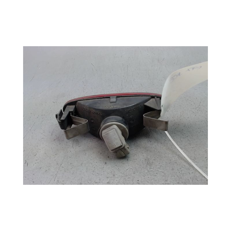FEU BROUILLARD CENTRAL ARRIERE PEUGEOT 206 1998-2009