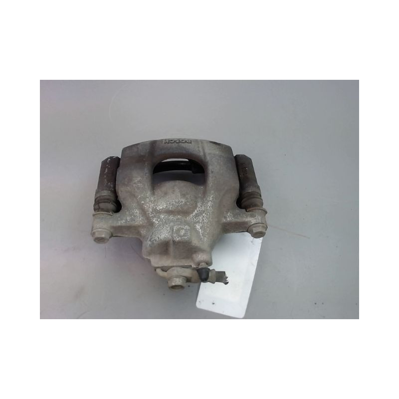 ETRIER DE FREIN AVANT DROIT PEUGEOT 108