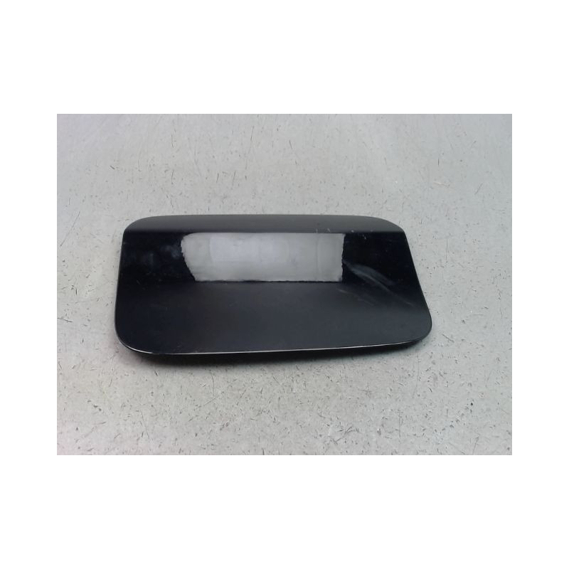 VOLET DE TRAPPE CARBURANT B.M.W. SERIE 2
