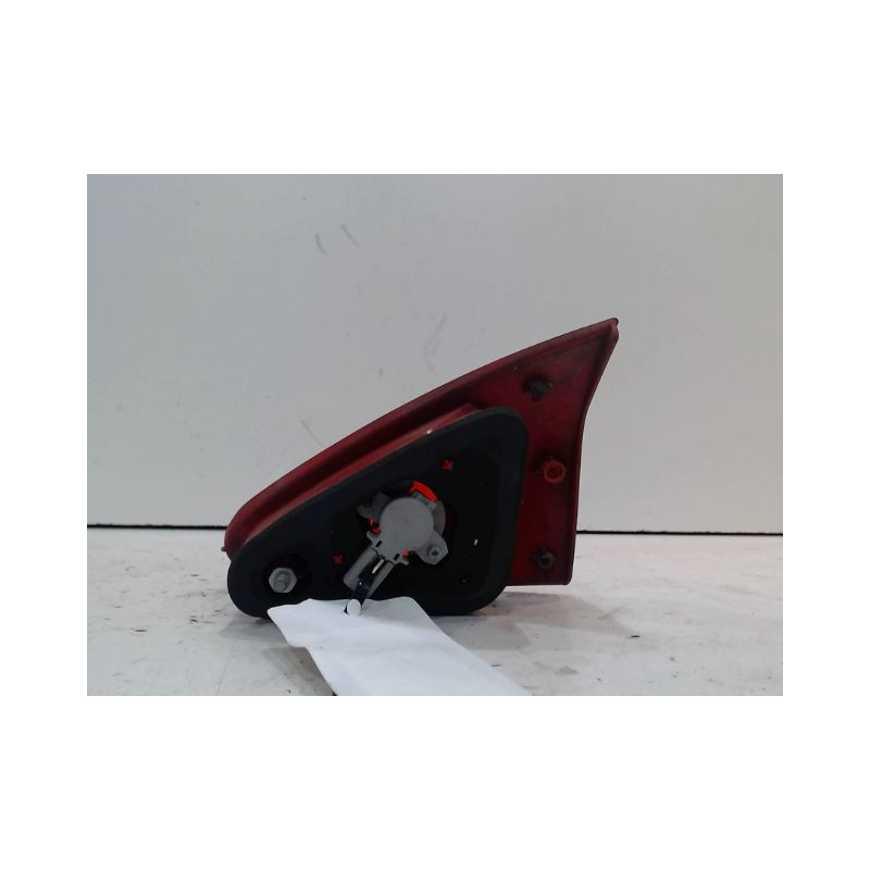 FEU ARRIERE INTERIEUR GAUCHE ALFA ROMEO 147