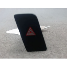 BOUTON DE WARNING AUDI Q3