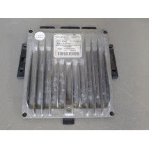 CALCULATEUR MOTEUR RENAULT CLIO