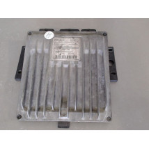 CALCULATEUR MOTEUR RENAULT CLIO