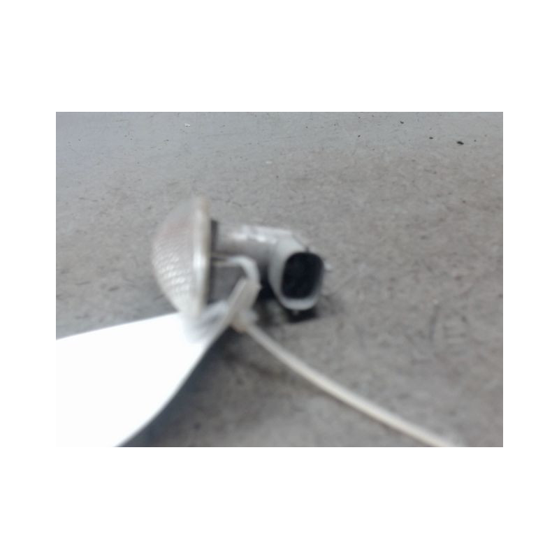 REPETITEUR AILE GAUCHE TOYOTA YARIS 2005-