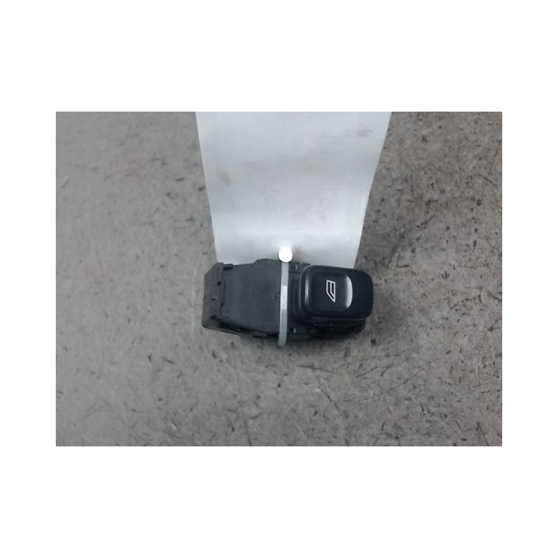 COMMANDE LEVE-GLACE PORTE ARG VOLVO XC70 2002-2004