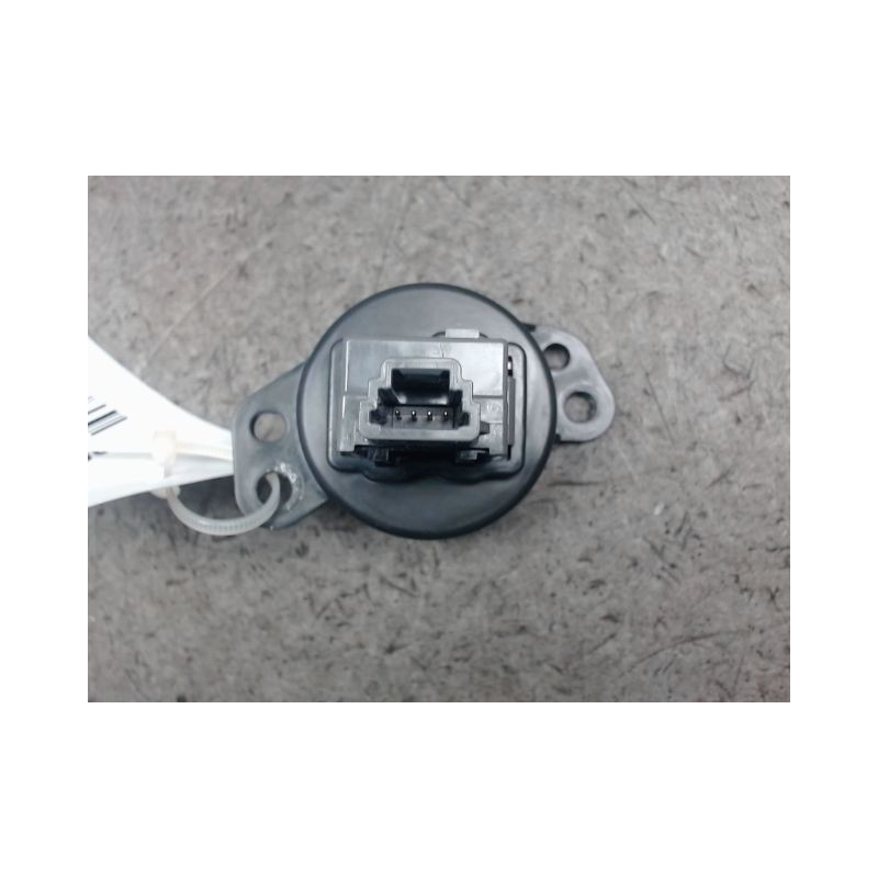 BOUTON DE WARNING CITROEN C1 5P