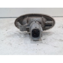 REPETITEUR AILE DROIT MAZDA 3