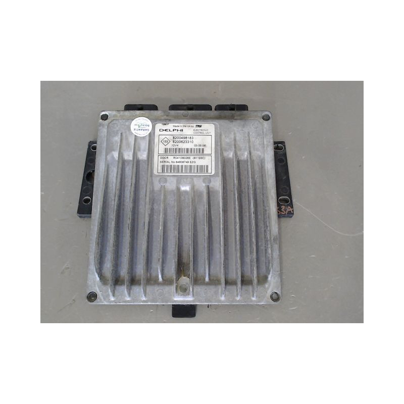 CALCULATEUR MOTEUR RENAULT THALIA